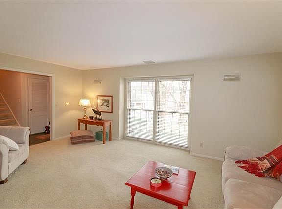 4th image of 6913 N Dawn Ln