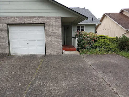 3 bed, 1500 sqft, $3,040 — Photo 1