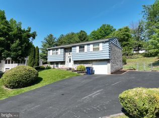 471 Lumber St, Middletown, PA 17057