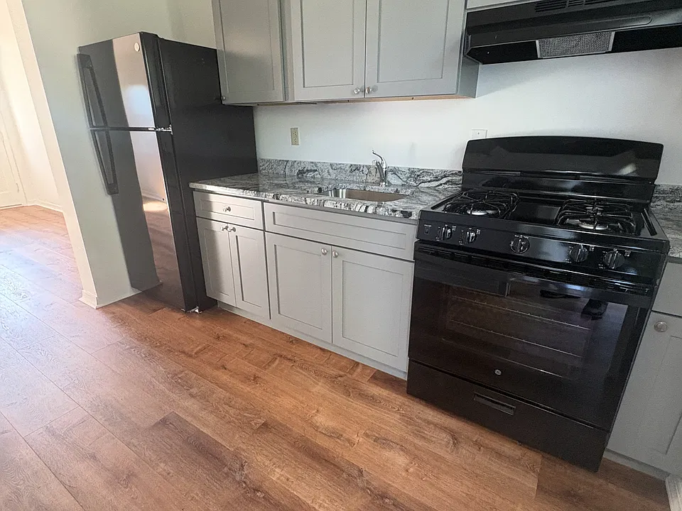 71 S Evergreen Ave #A