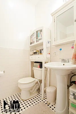 Rented by NMRE | media 19