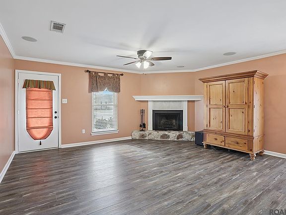 3rd image of 17525 Breman Dr