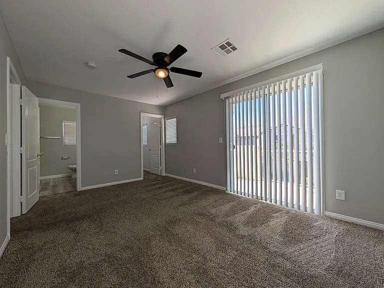 134 Cosmos Ct — Photo 13