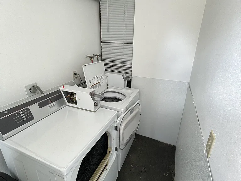 626 8th Ave S #2 — Photo 8