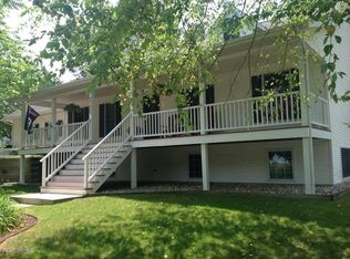 2125 Pinnacle Dr SW, Wyoming, MI 49519