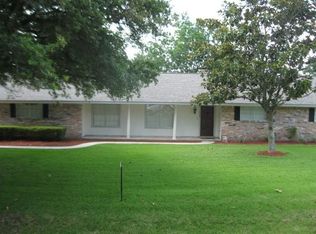 7202 Olson Ln, Pasadena, TX 77505