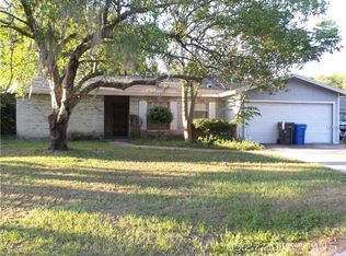 608 W Windhorst Rd, Brandon, FL 33510