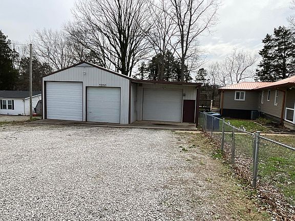4th image of 1502 Boat Dock Rd