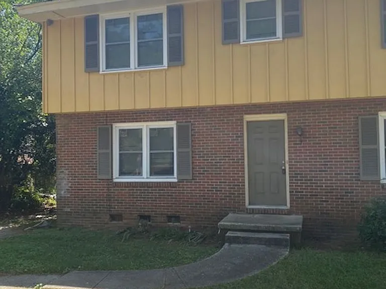 3428 Atlantic Ave — Photo 2