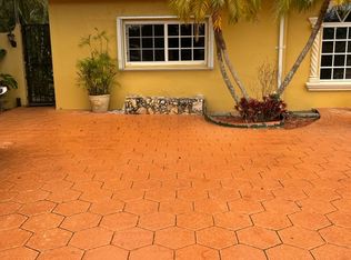 8325 SW 91st St #1, Miami, FL 33156