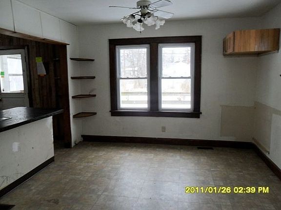 3rd image of 1489 Briarwood Ave