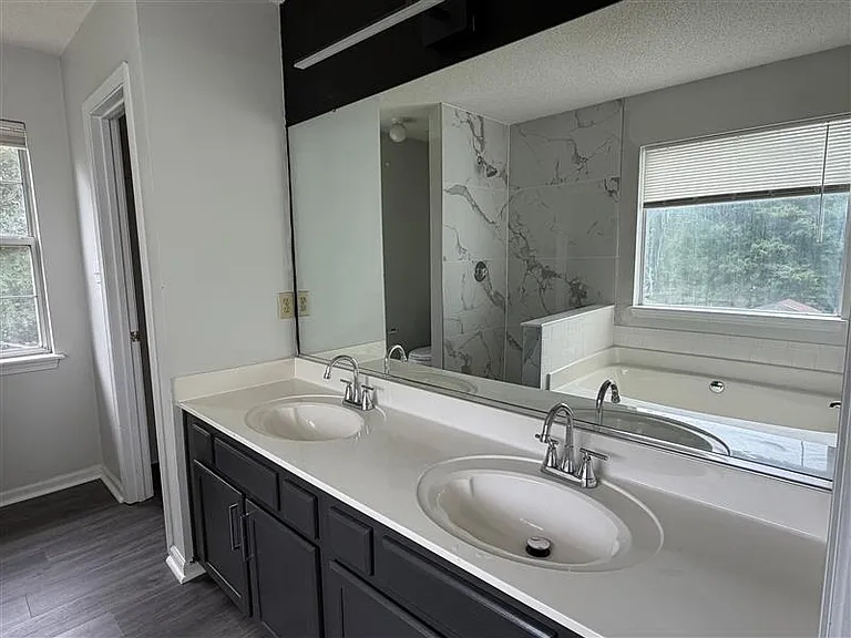 14204 Lavender Trace Ct — Photo 11