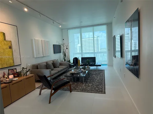 7928 East Dr APT 904, North Bay Village, FL 33141