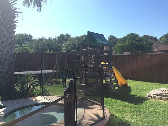 3rd image of 2204 Maumelle Dr