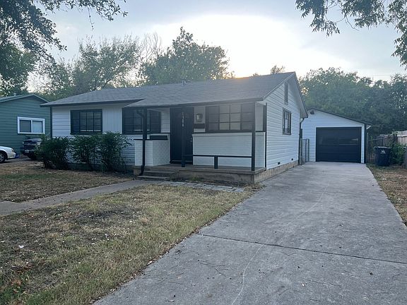 4th image of 1306 Bennett Dr