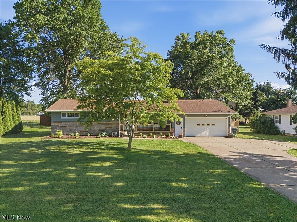 1st image of 2131 Myrta Dr