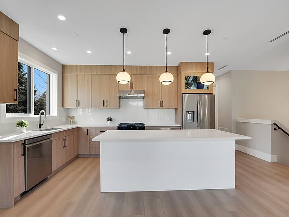 4th image of 1354 Judd Rd