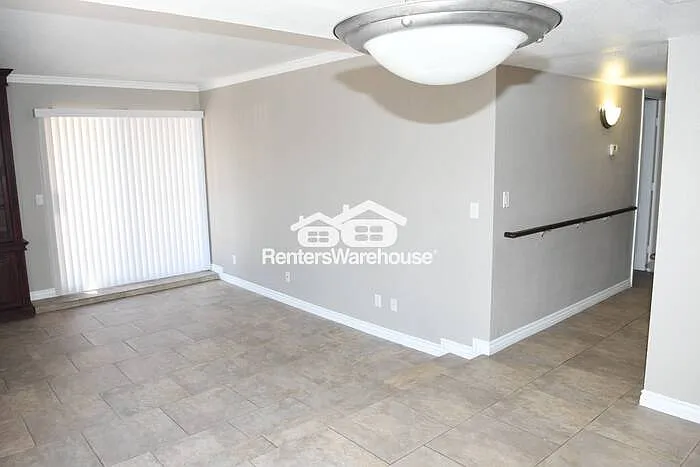 3420 W Danbury Dr #C107 — Photo 8