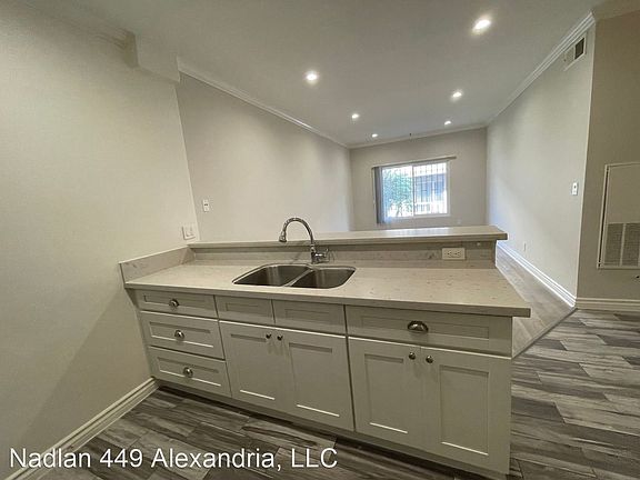 5th image of 449 S Alexandria Ave APT 104