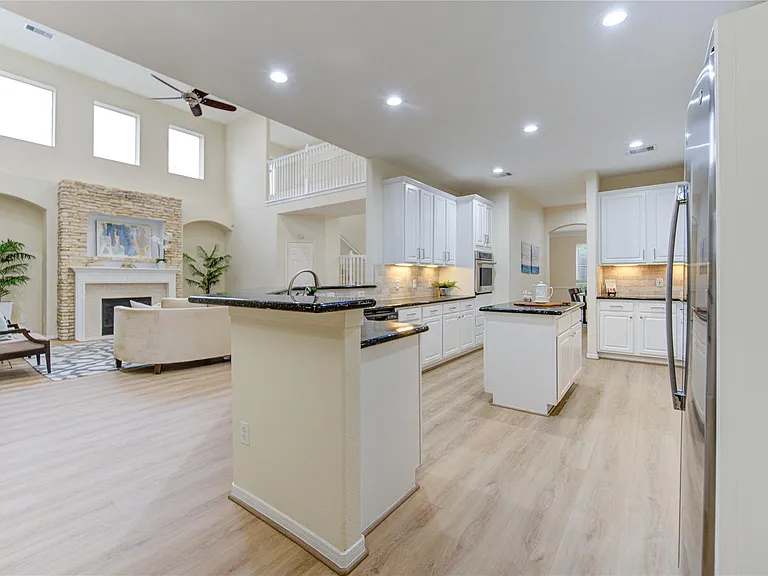 2327 Centerbrook Ln — Photo 18