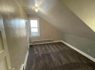 719 10th St NE #3, Minot, ND 58703