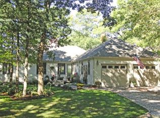 11 Waterline North Dr, Mashpee, MA 02649