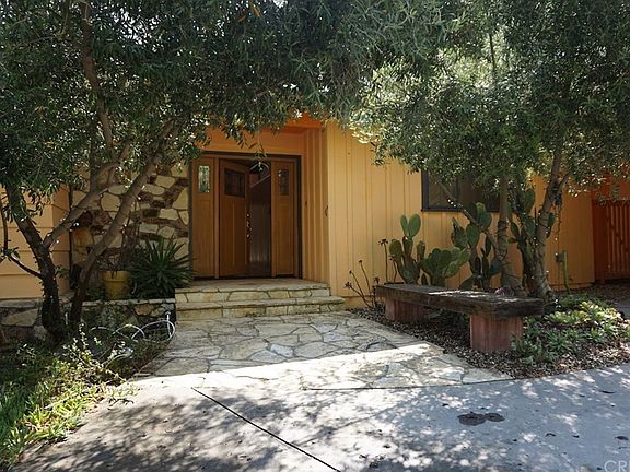 4th image of 4734 Vista De Oro Ave