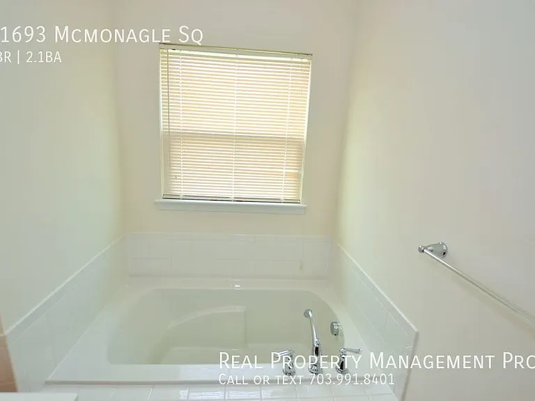41693 McMonagle Sq — Photo 16