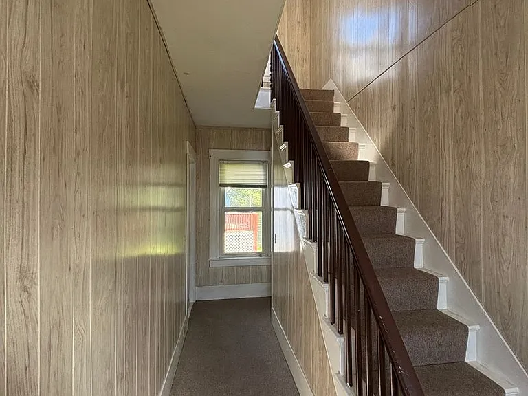 596 Portland St — Photo 21