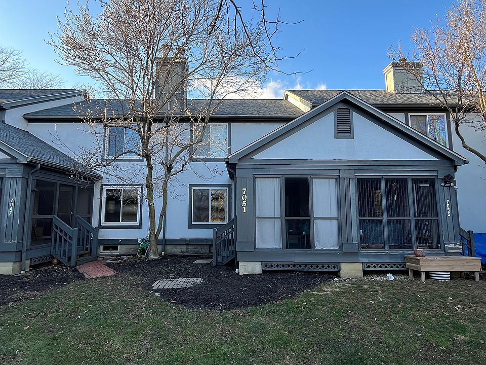 1st image of 7051 Muirfield Dr