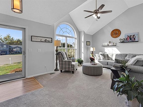 4th image of 3600 NE 81st St
