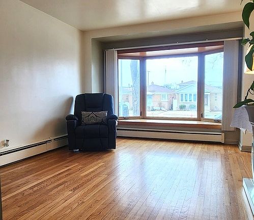 3rd image of 1121 Bohland Ave
