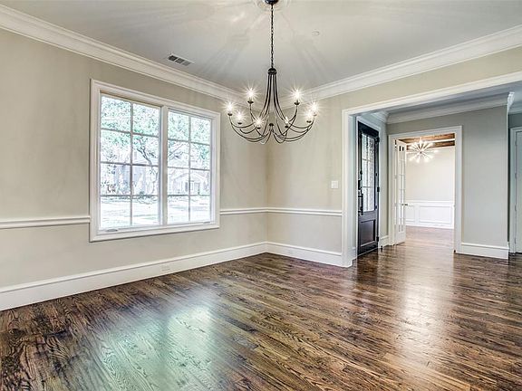 5th image of 2937 Fondren Dr