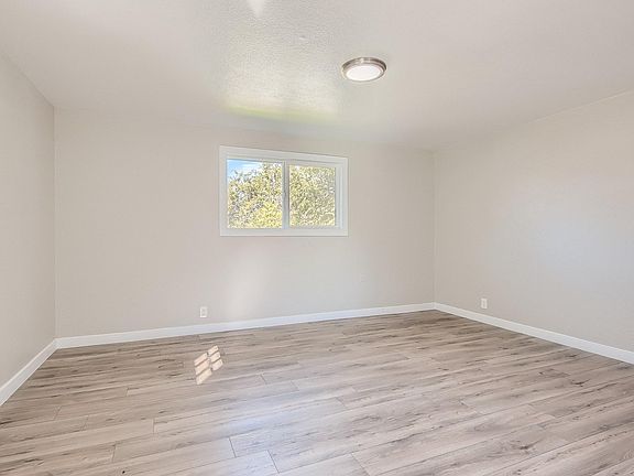 5th image of 730 N Newton St