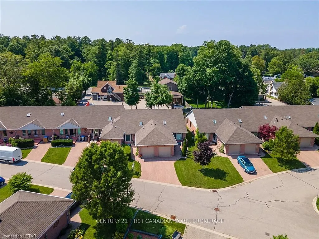 3 bed, $2,200 — Photo 2