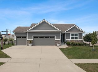 3814 NW 11th St, Ankeny, IA 50023