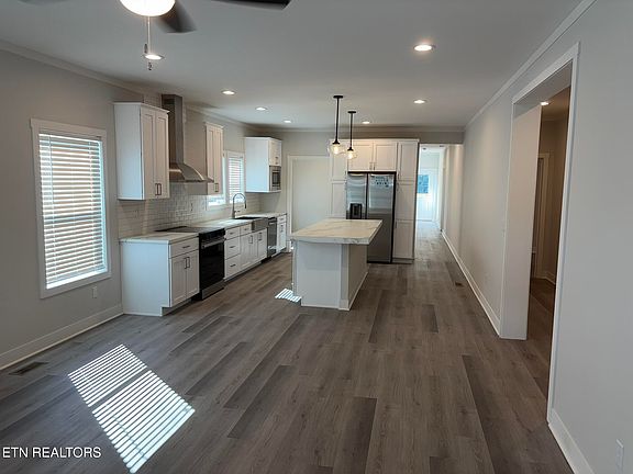 5th image of 3851 Crimson Clover Ln