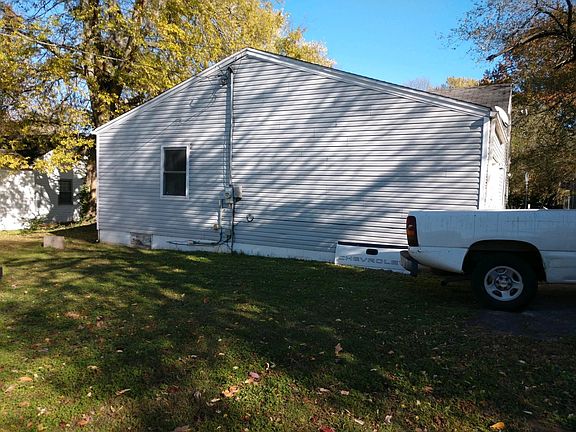 5th image of 929 Goodbar Dr