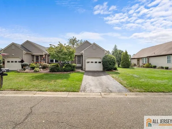 26 John Hancock Dr #A, Monroe Township, NJ 08831