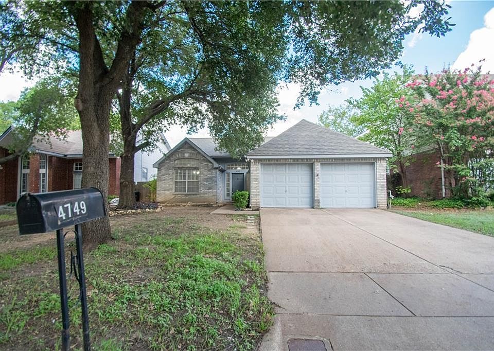 1st image of 4749 Waterway Dr