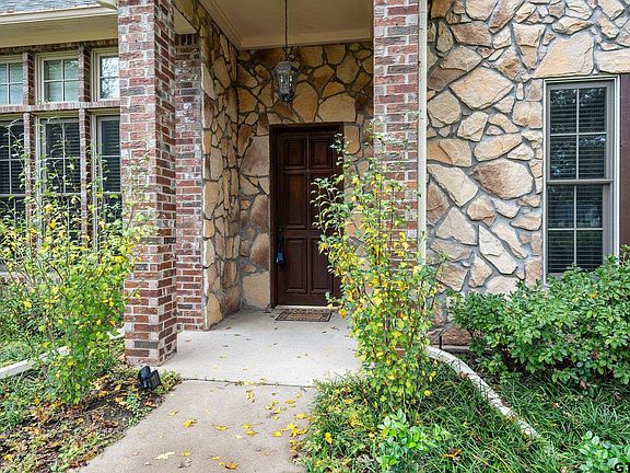 4th image of 113 Eagles Bluff Blvd
