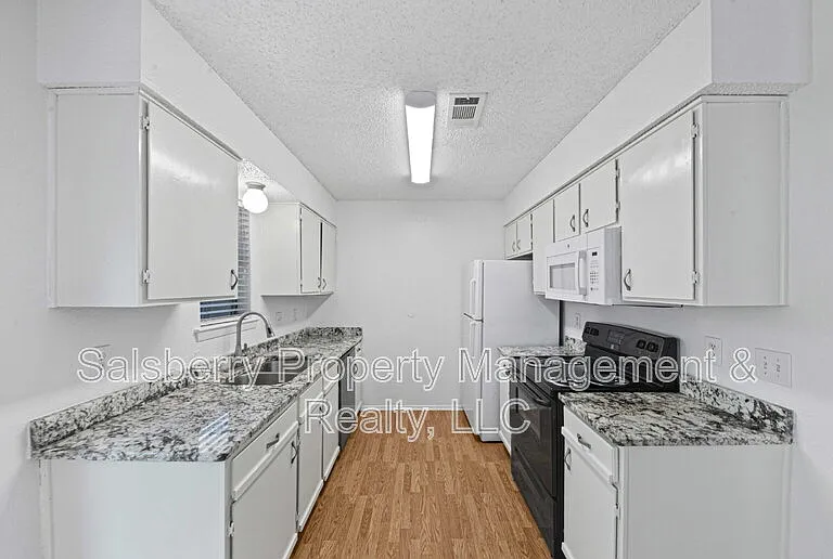 634 Ridgeline Dr — Photo 5
