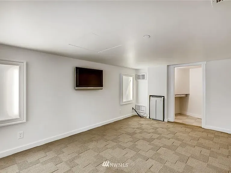 1500 4th Ave #1000 — Photo 13