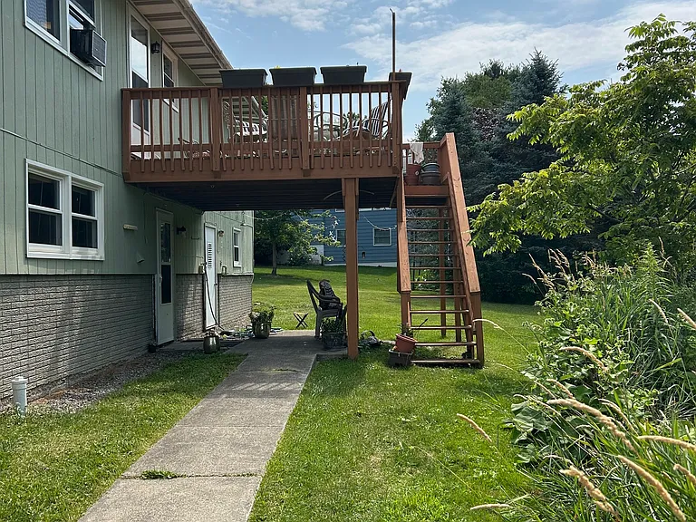 227 Snyder Hill Rd #A — Photo 2