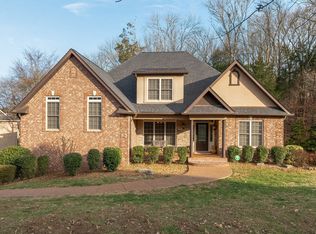 105 Kinwood Ct, Hendersonville, TN 37075