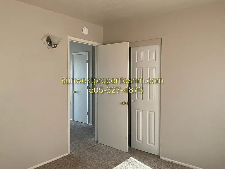 304 N Rio Grande Ave — Photo 7
