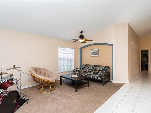 2nd image of 4009 Coralbrooke Grv