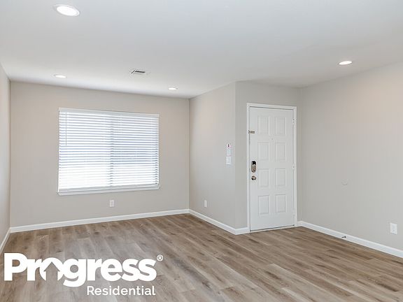 5th image of 415 Saratoga Ct