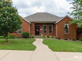 4847 W New Bridge Rd, Fayetteville, AR 72704