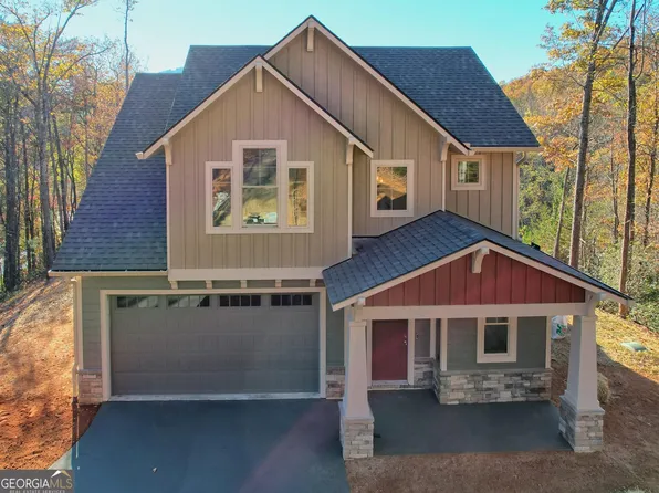 76 Hatch Dr, Clayton, GA 30525